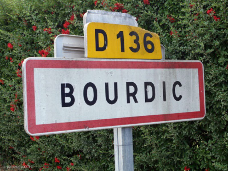Bourdic Panneau Resized